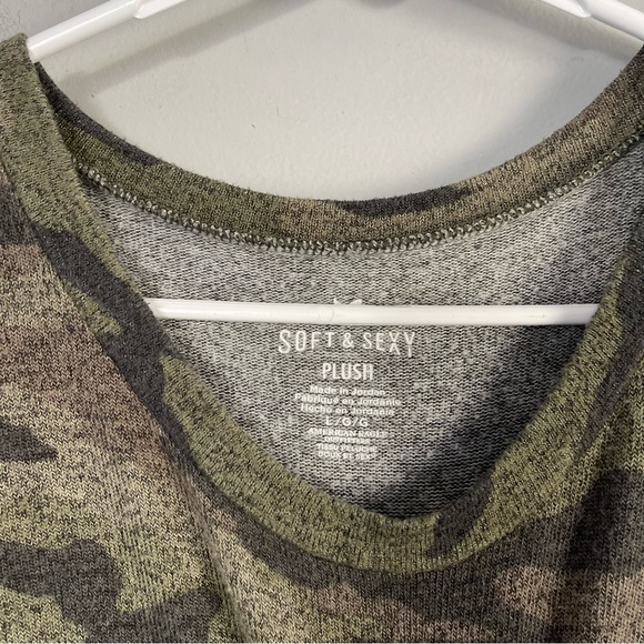Aero soft & sexy plush top long sleeve camo print green sz L - Picture 4 of 8